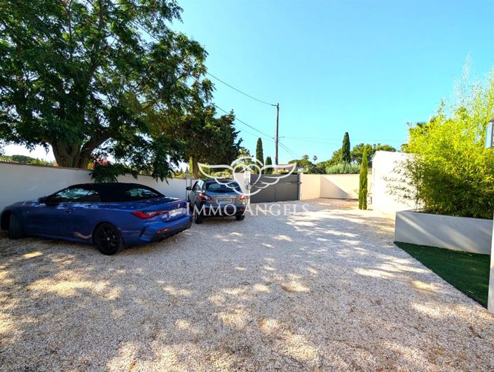 Image No.14-3 Bed House for sale
