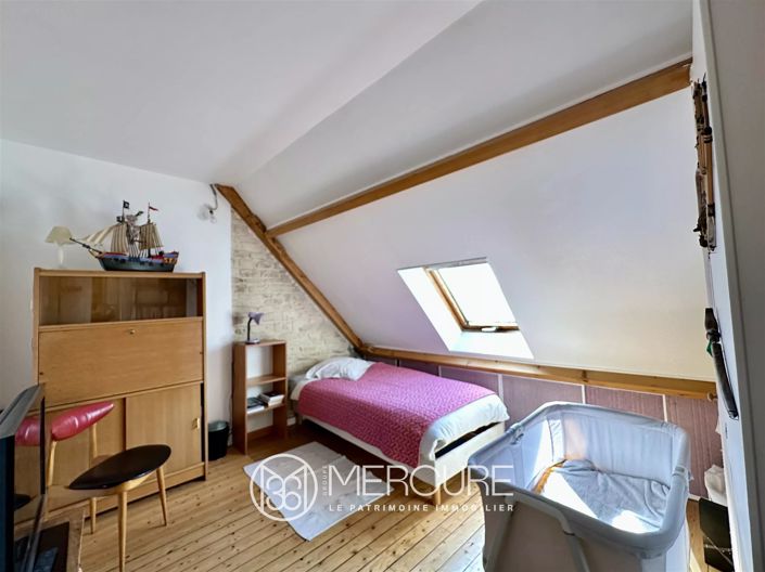 Image No.15-9 Bed House for sale