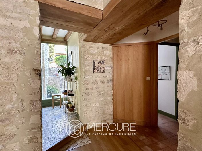 Image No.7-9 Bed House for sale