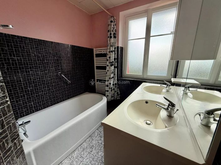 Image No.11-4 Bed House for sale
