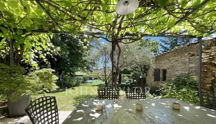 Image No.5-5 Bed House for sale