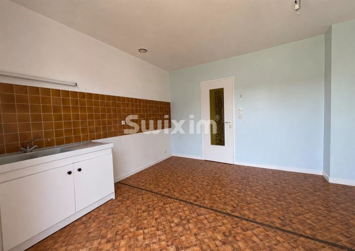 Image No.6-House for sale