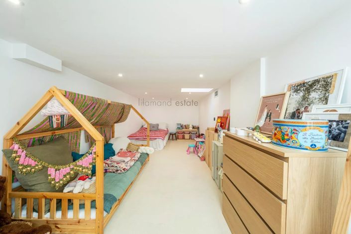 Image No.10-3 Bed Apartment for sale