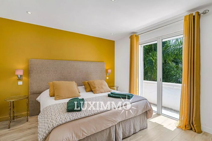 Image No.10-5 Bed House for sale