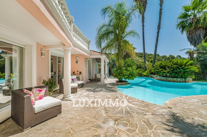 Image No.2-5 Bed House for sale