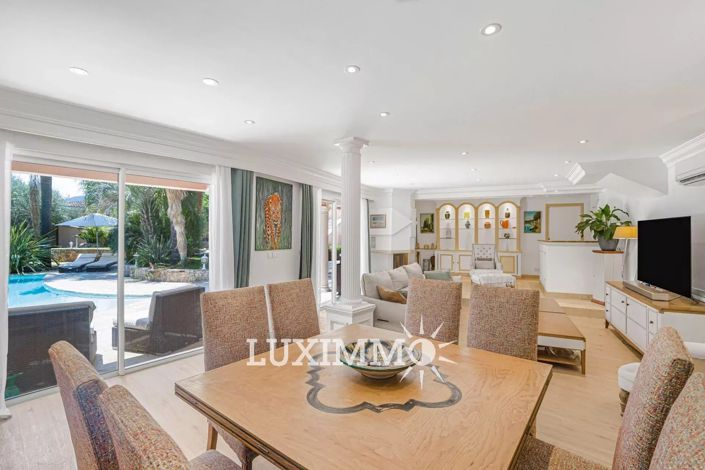 Image No.4-5 Bed House for sale