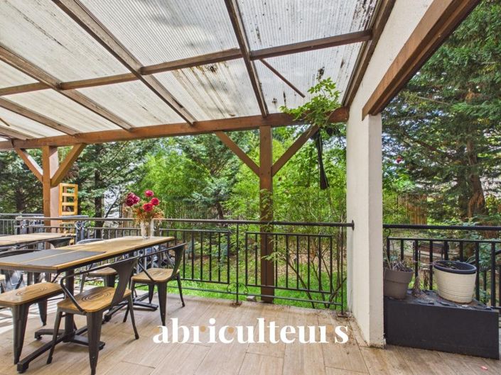 Image No.27-6 Bed House for sale