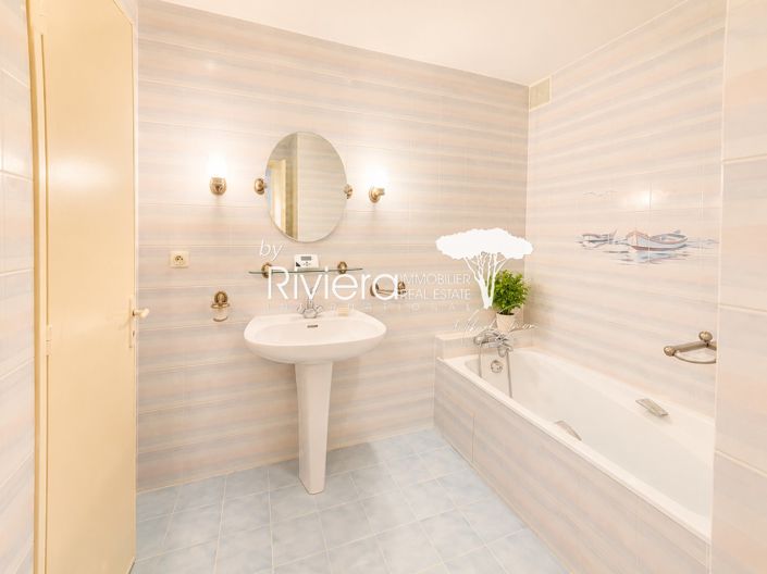 Image No.12-6 Bed House for sale