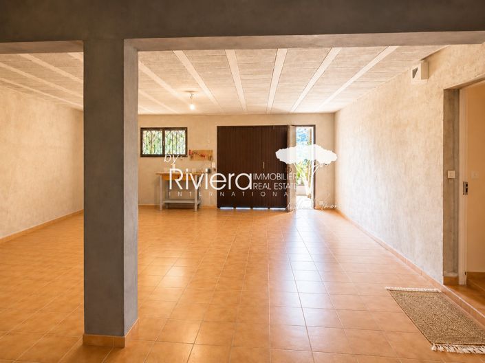 Image No.15-6 Bed House for sale