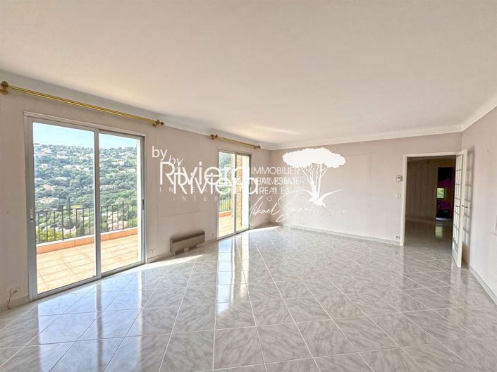 Image No.20-6 Bed House for sale