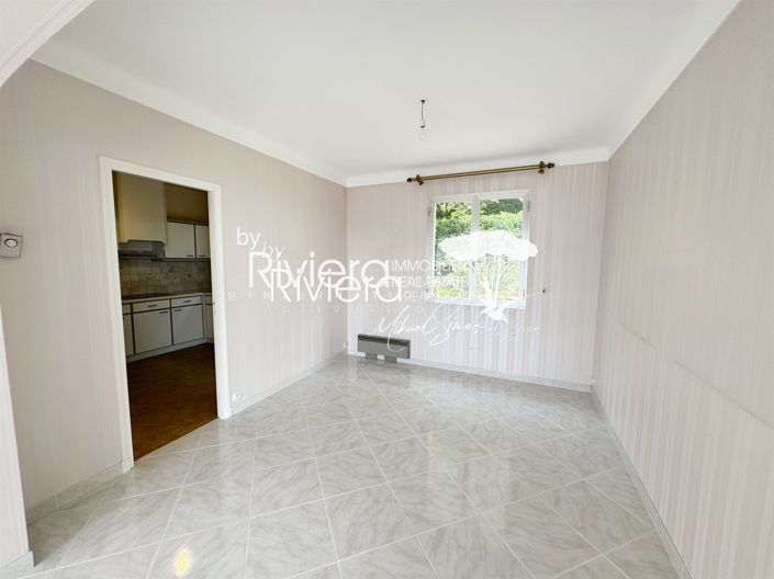 Image No.21-6 Bed House for sale