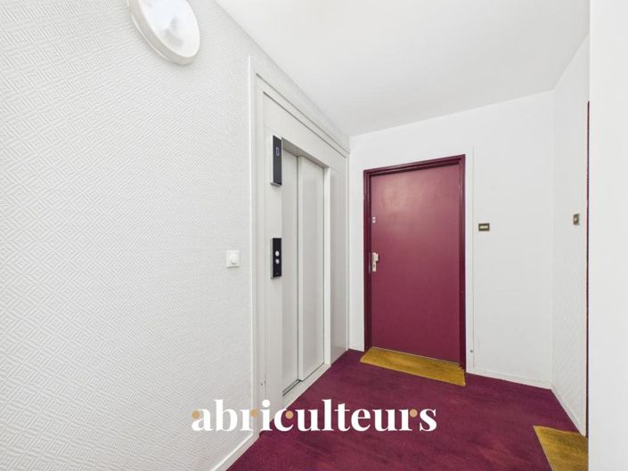 Image No.17-3 Bed Apartment for sale