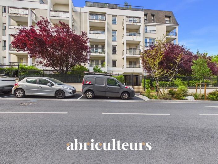 Image No.20-3 Bed Apartment for sale