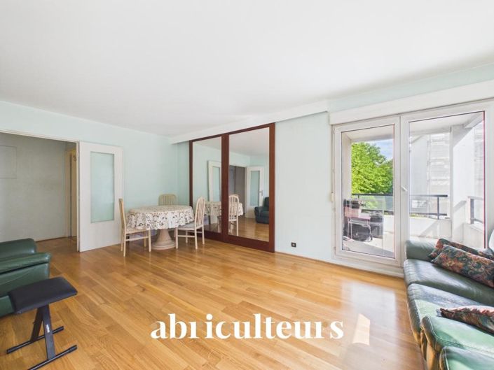 Image No.8-3 Bed Apartment for sale