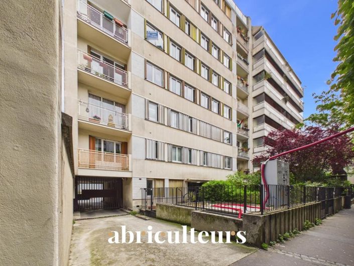 Image No.25-2 Bed Apartment for sale