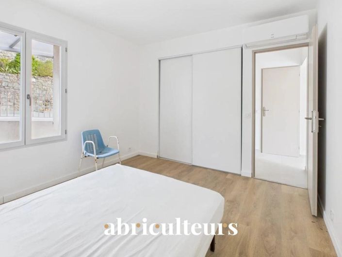 Image No.13-3 Bed Apartment for sale