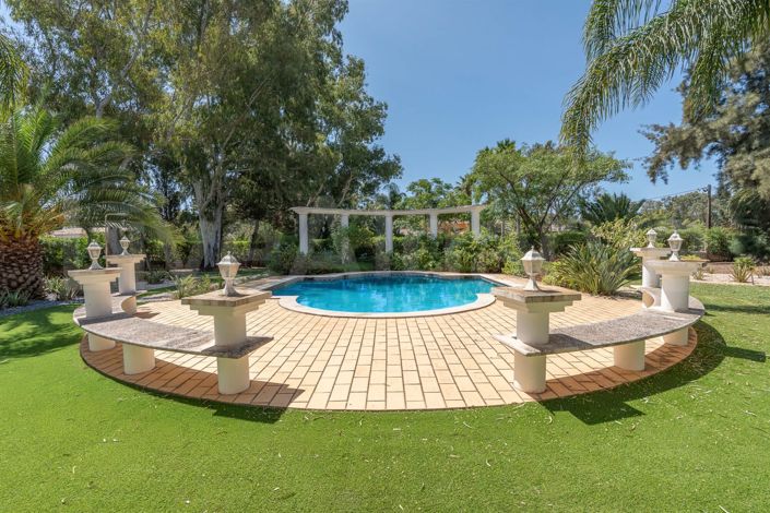 Image No.15-6 Bed House for sale