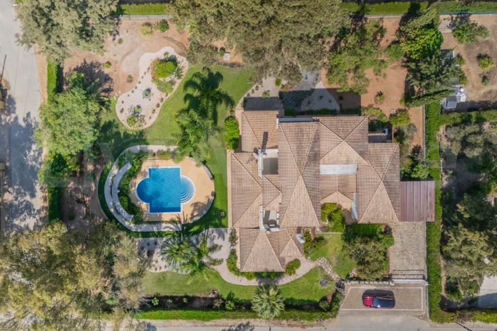 Image No.56-6 Bed House for sale