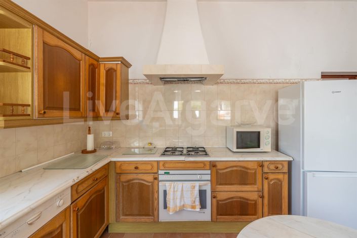 Image No.11-5 Bed House for sale