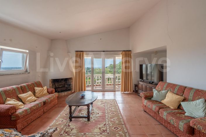 Image No.5-5 Bed House for sale
