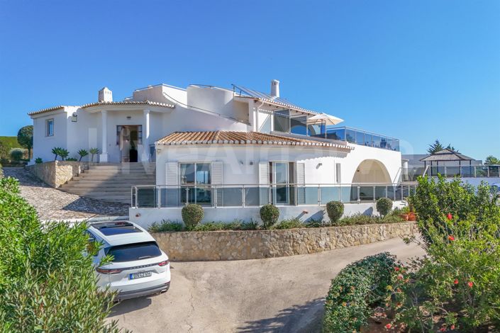 Image No.25-4 Bed House for sale