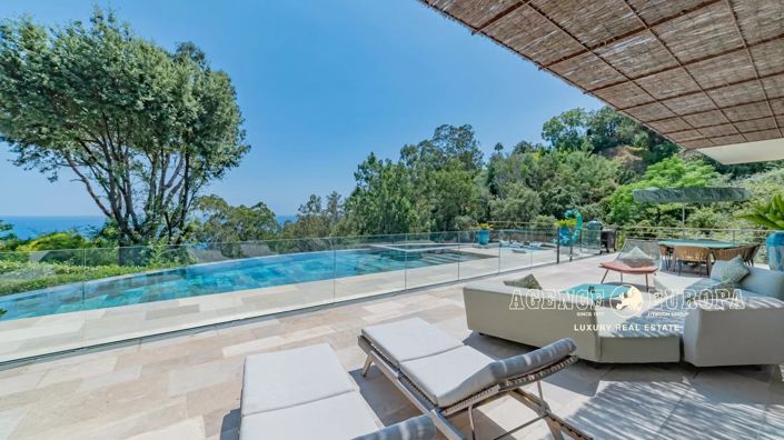 Image No.6-5 Bed House for sale