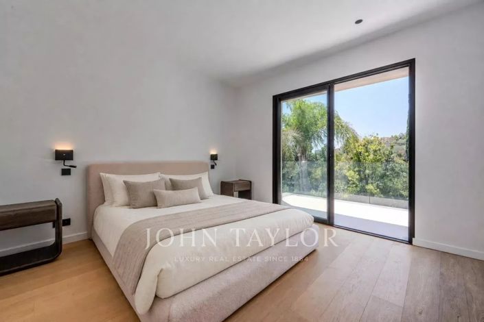 Image No.15-4 Bed House for sale