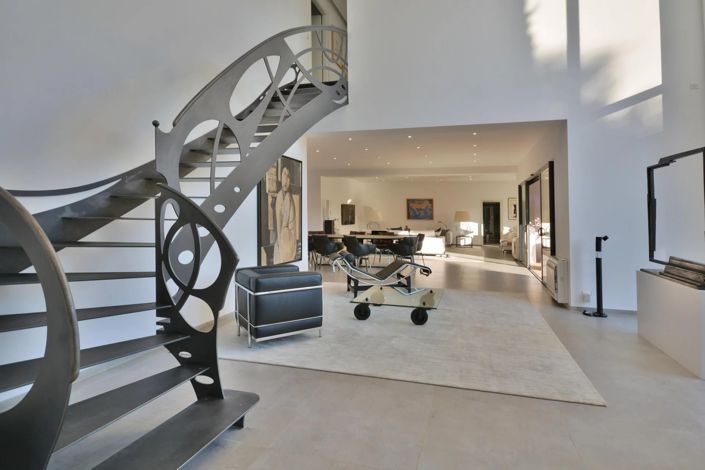 Image No.12-4 Bed House for sale