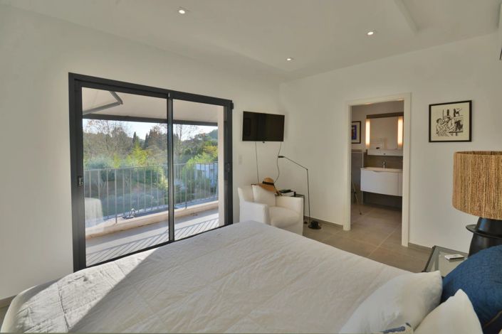 Image No.23-4 Bed House for sale