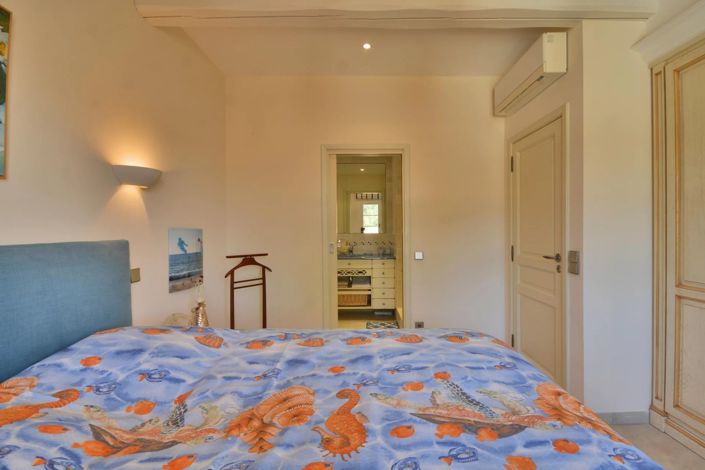 Image No.29-9 Bed House for sale