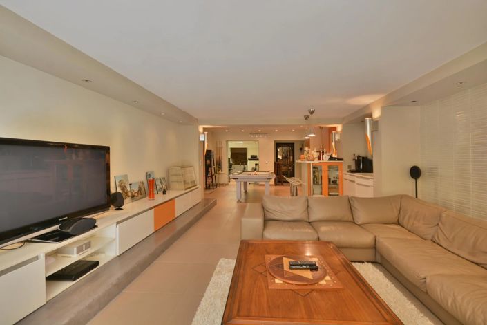 Image No.37-9 Bed House for sale