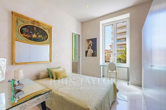 Image No.18-3 Bed Apartment for sale