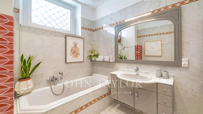 Image No.23-4 Bed Apartment for sale