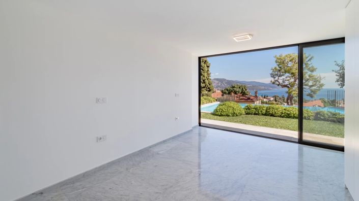 Image No.16-4 Bed House for sale