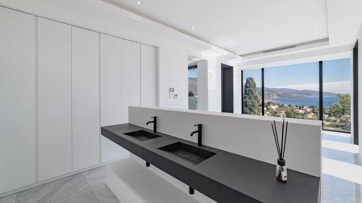 Image No.19-4 Bed House for sale