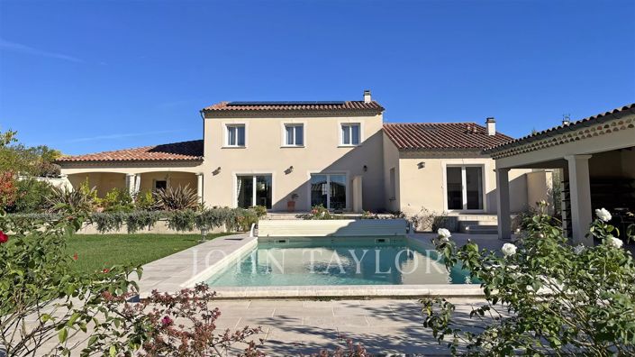 Image No.14-7 Bed House for sale