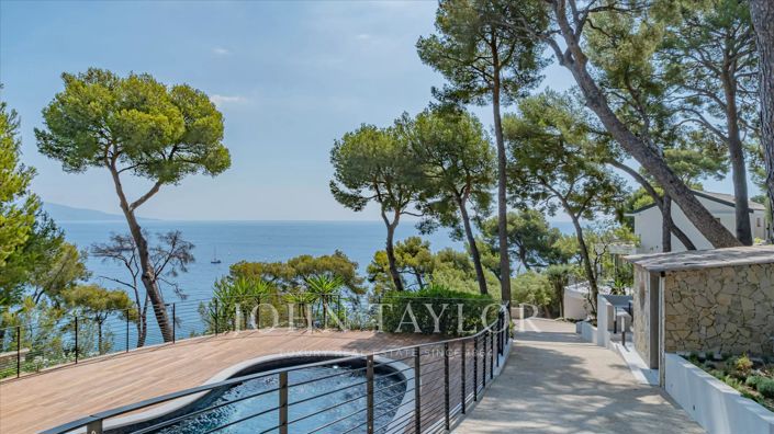 Image No.3-6 Bed House for sale