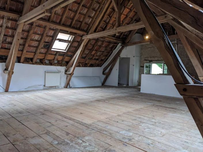 Image No.12-5 Bed House for sale