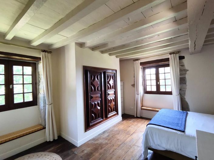 Image No.6-Maison de 6 chambres à vendre à Orriule