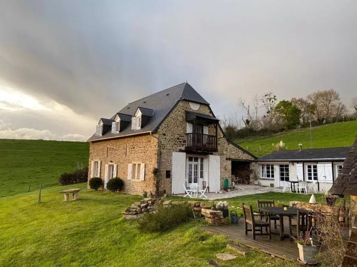 Image No.2-4 Bed House for sale