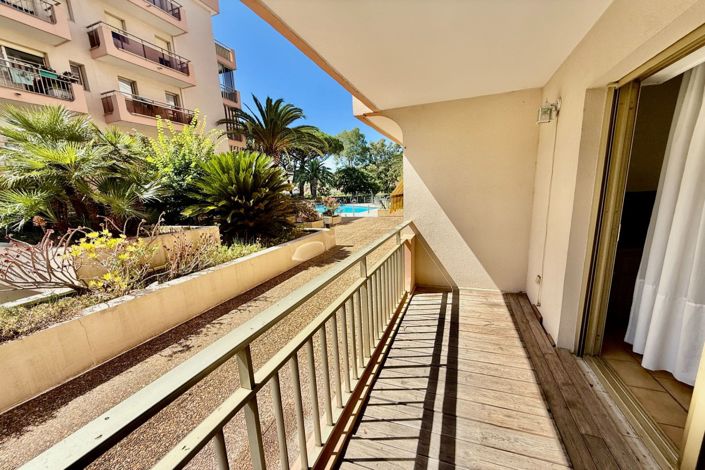 Image No.6-Apartment for sale