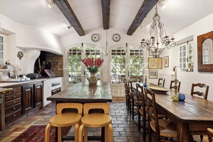 Image No.9-9 Bed House for sale