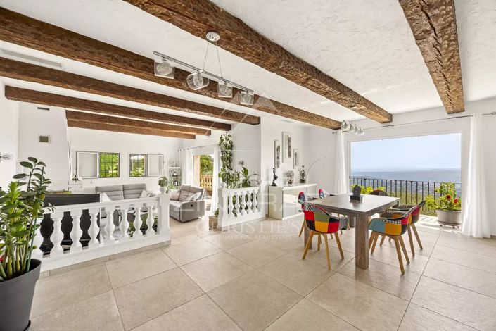 Image No.10-4 Bed House for sale