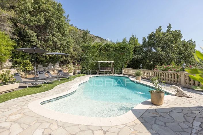 Image No.8-4 Bed House for sale