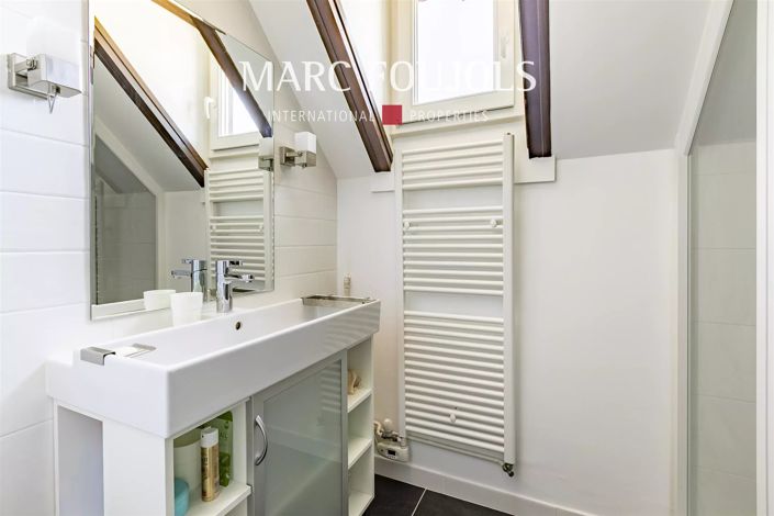 Image No.19-3 Bed House for sale
