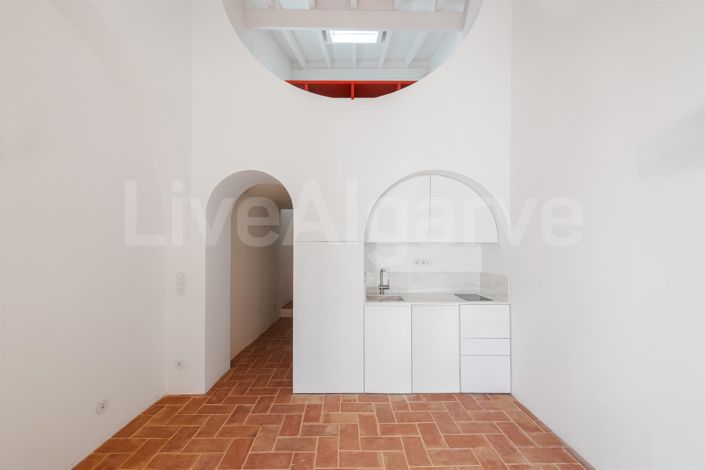 Image No.6-1 Bed House for sale