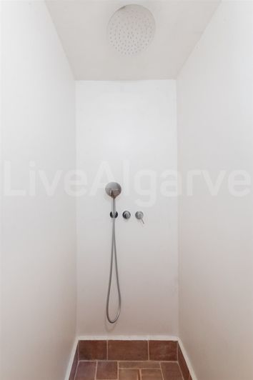 Image No.9-1 Bed House for sale
