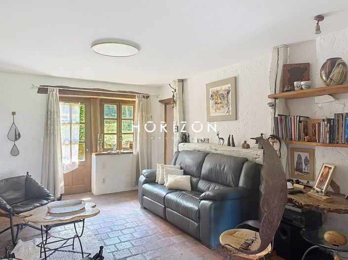 Image No.18-2 Bed House for sale