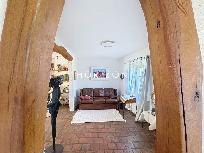 Image No.19-2 Bed House for sale