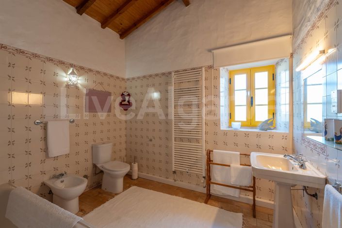 Image No.39-3 Bed House for sale